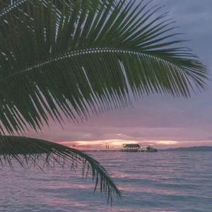 公翁⋯好舒服⋯好紧漫画
